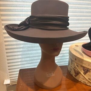 Elegant Brown Wide-Brim Hat